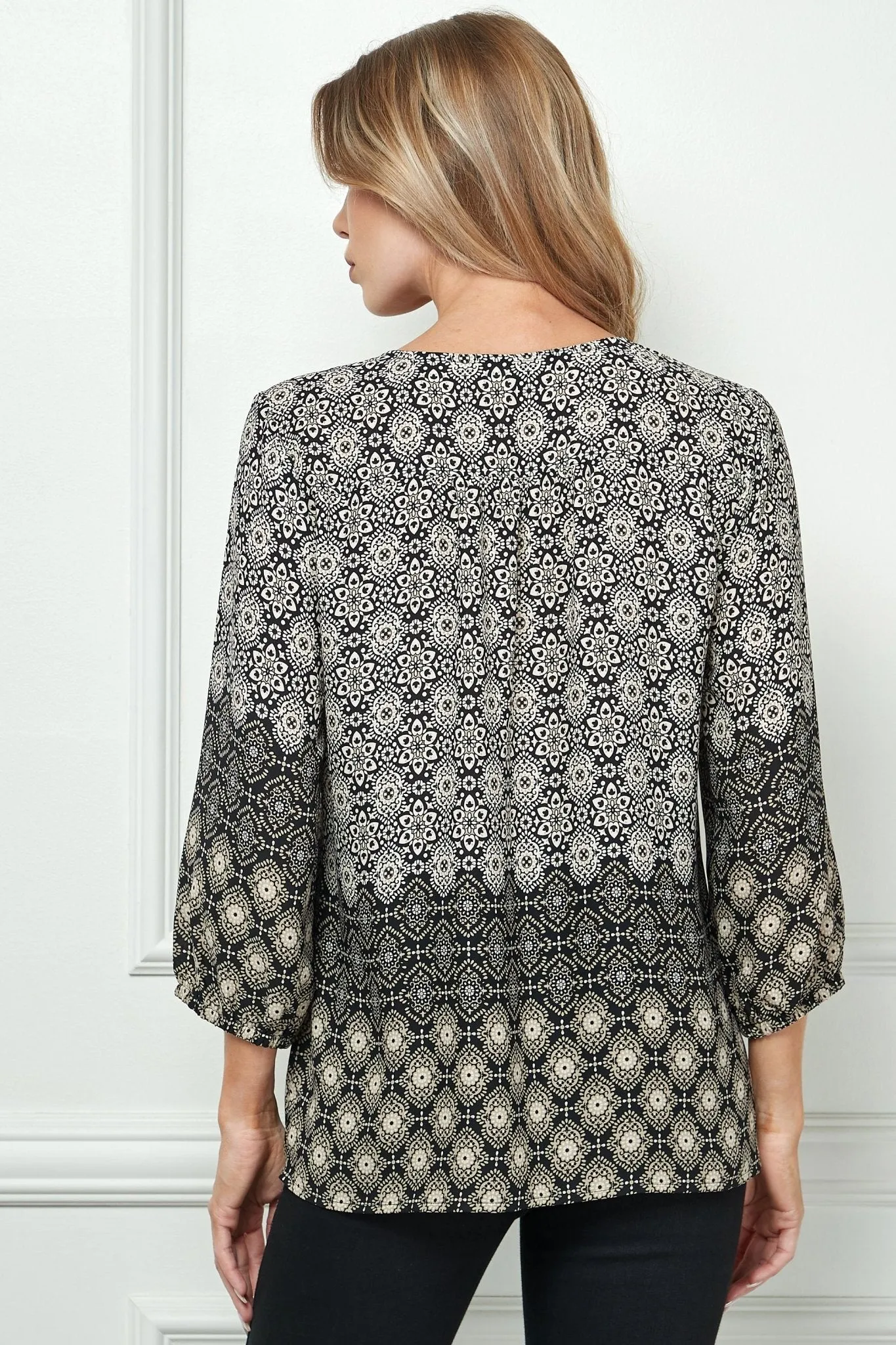 3/4 Sleeve Border Print Top