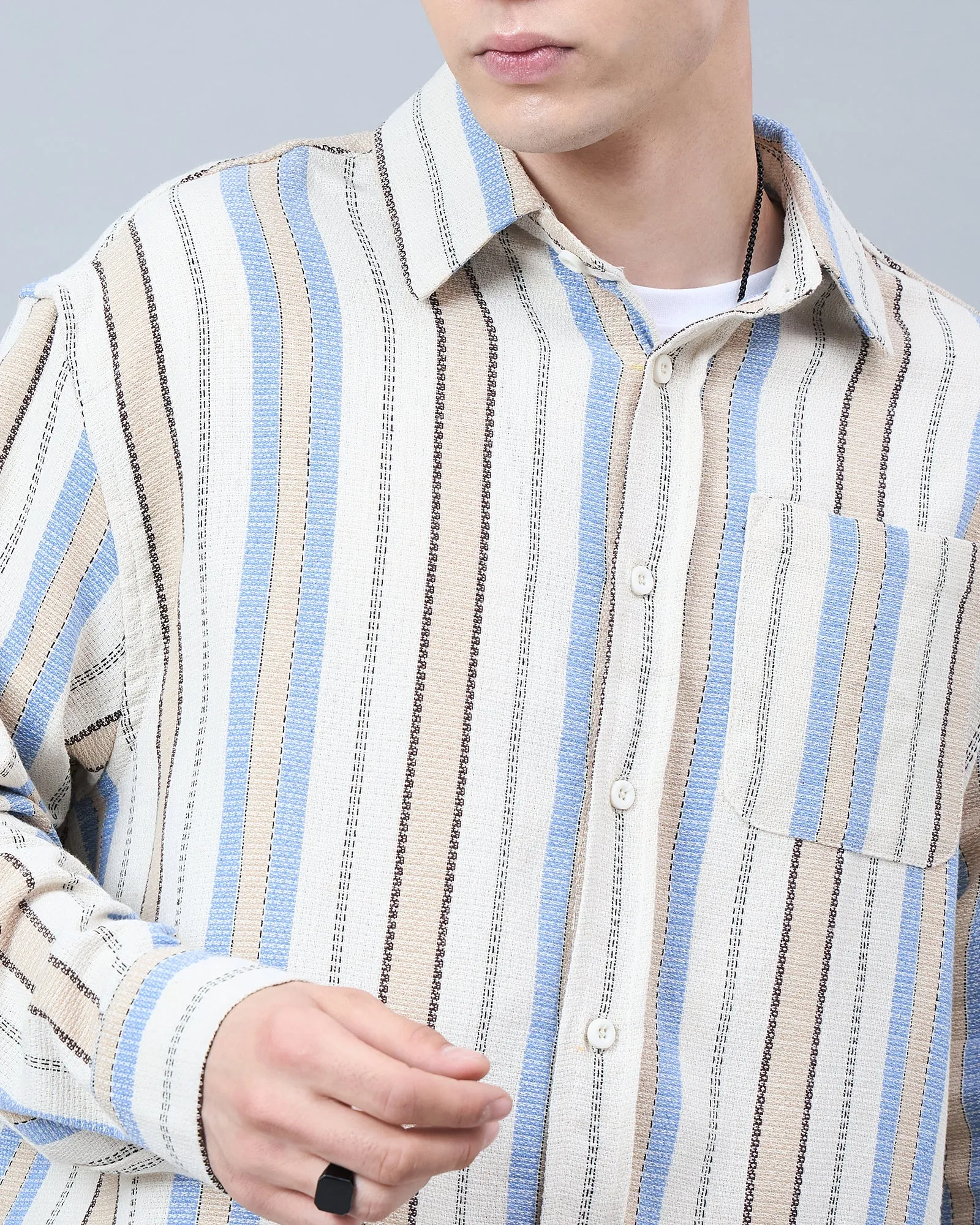 Chimpaaanzee Men Beige & Blue Oversized Shirt