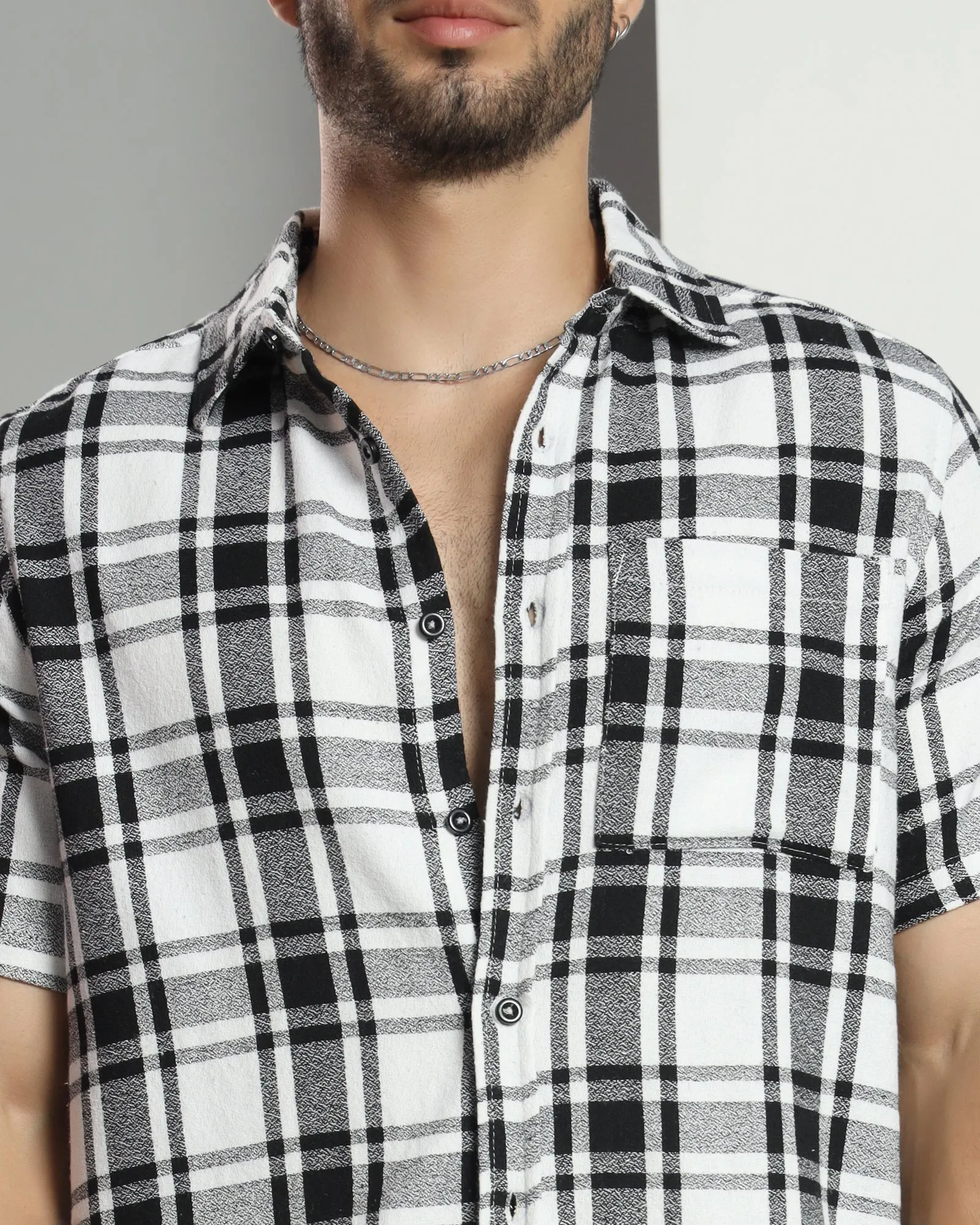 Chimpaaanzee Men Black & White Regular Fit Shirt