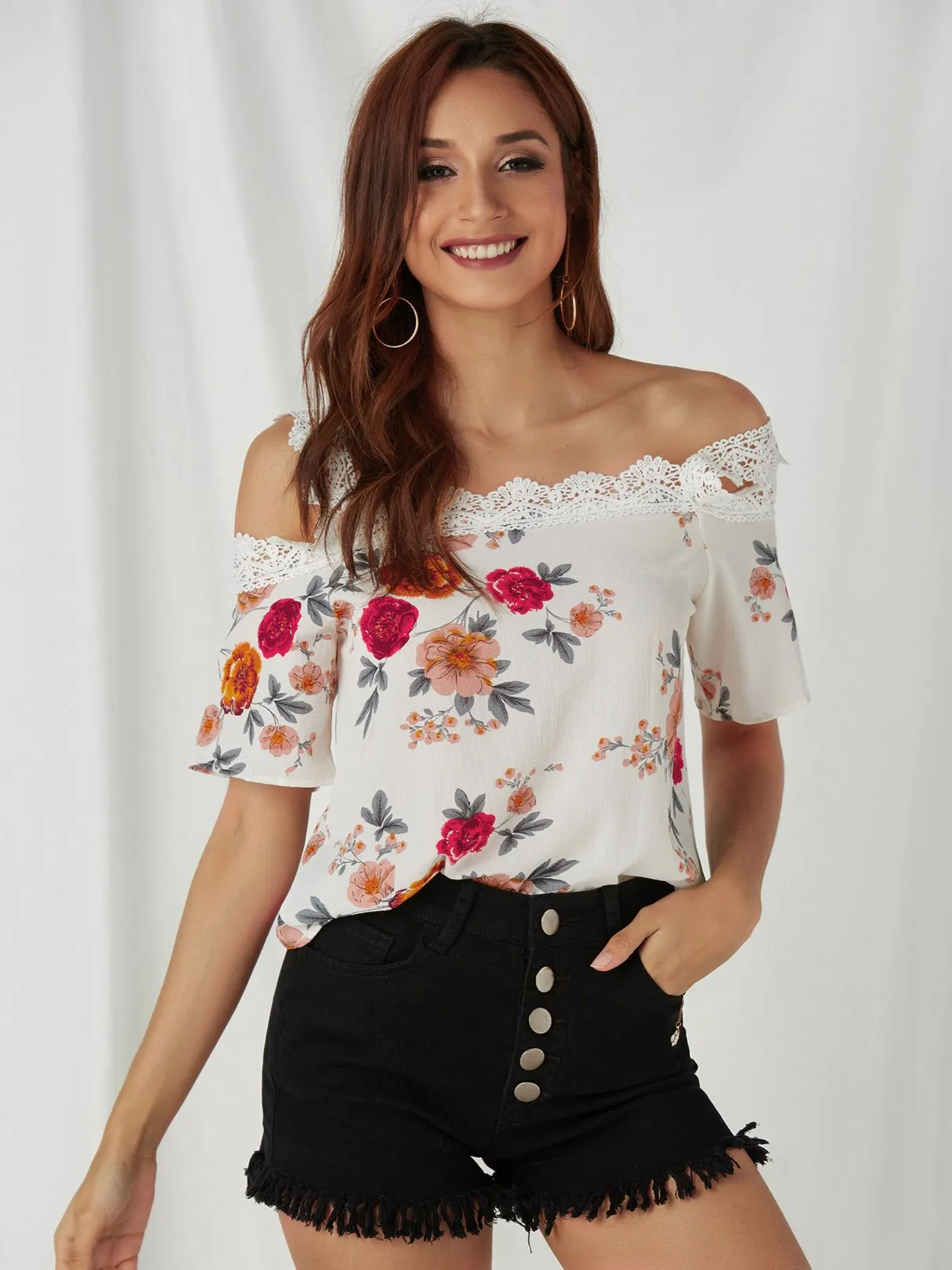 Custom White Cold Shoulder Floral Print Lace Short Sleeve Top