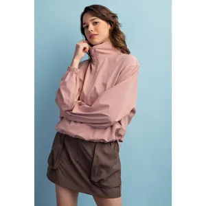 HEAVY POLY STRETCH WOVEN QUARTER ZIP TOP WITH COLLAR: Dusty Pink