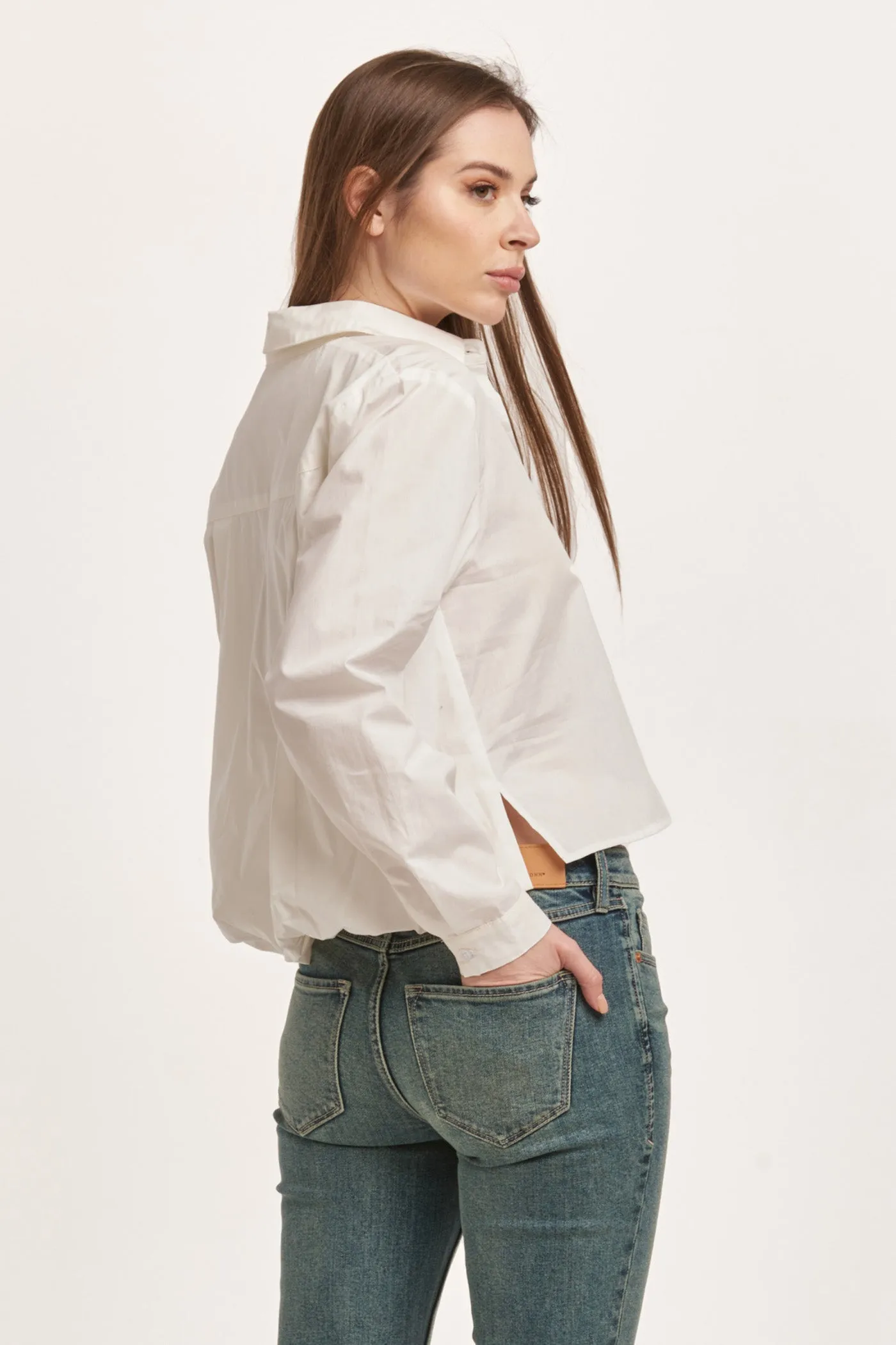 MARIBEL BACK PLEAT SHIRT WHITE