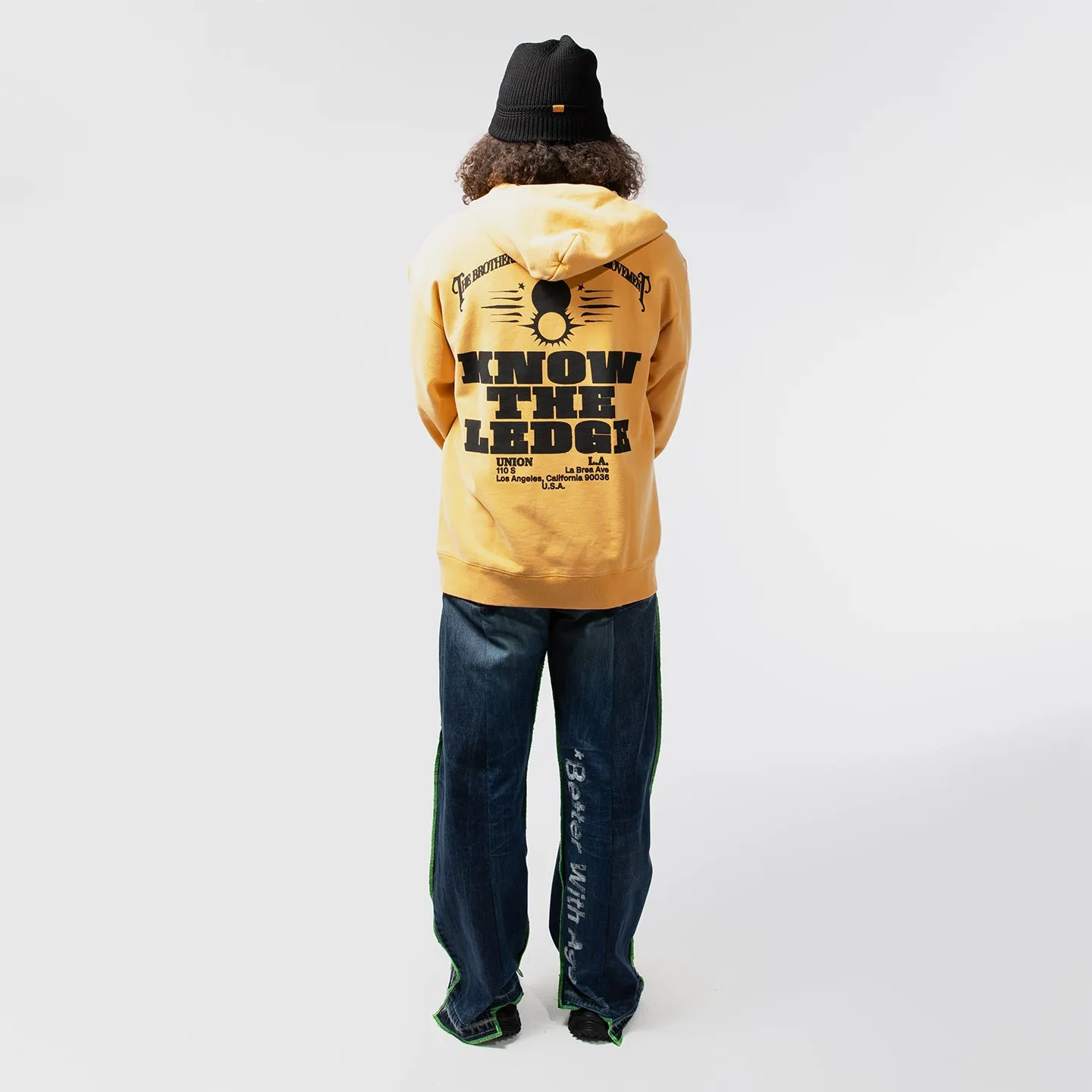 MOVEMENT HOOD
