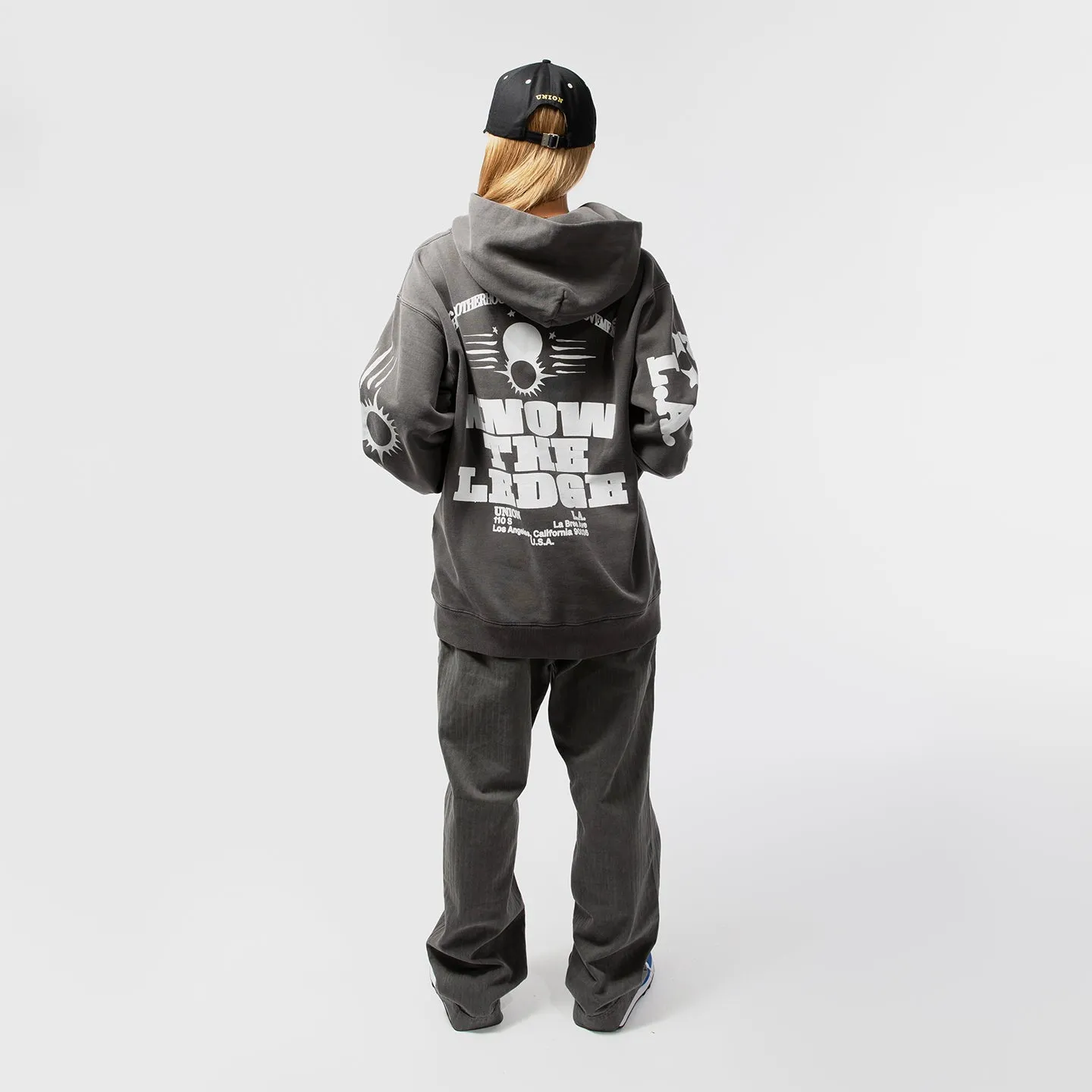 MOVEMENT HOOD