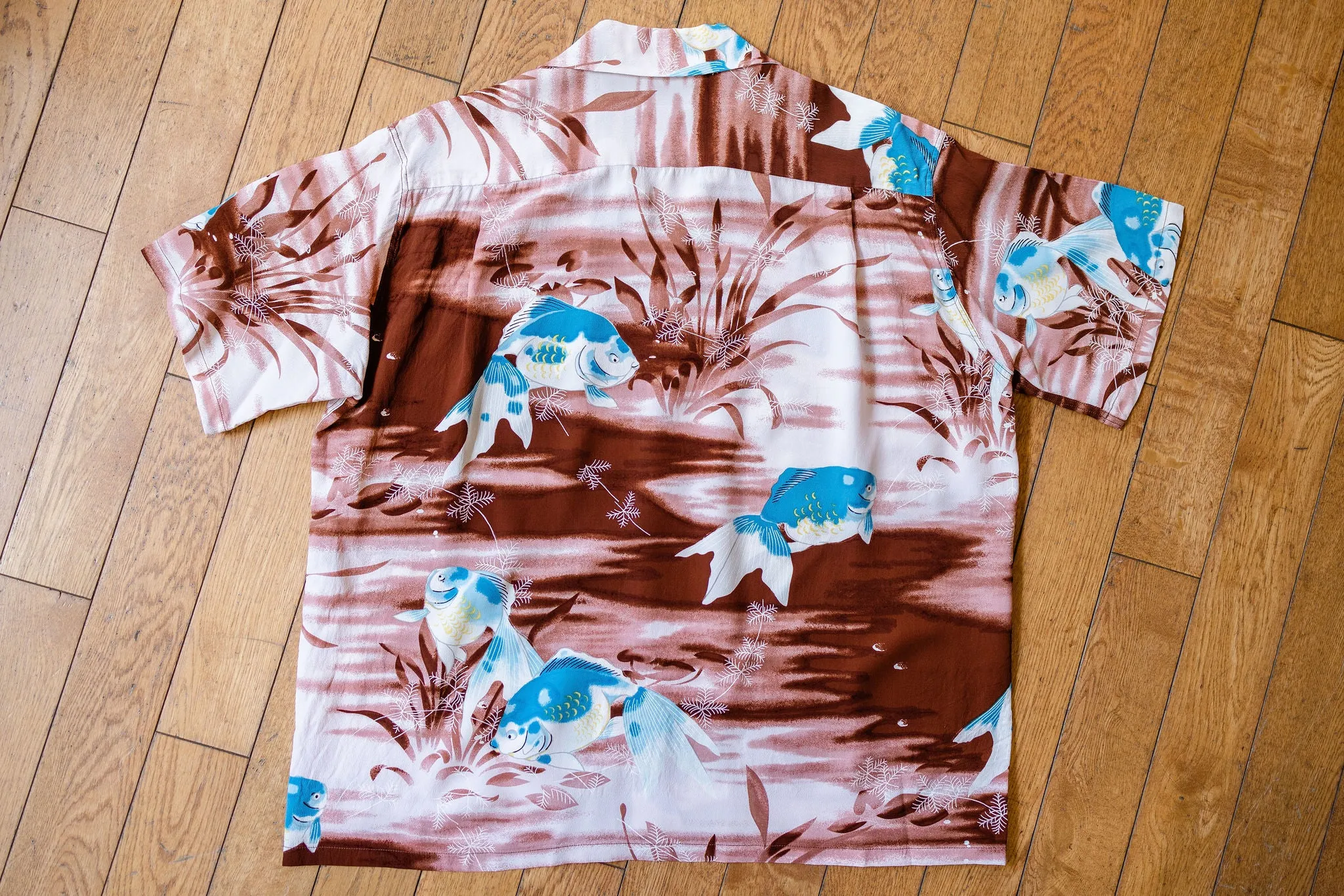 Sun Surf Goldfish S/S Rayon Hawaiian Shirt - Brown