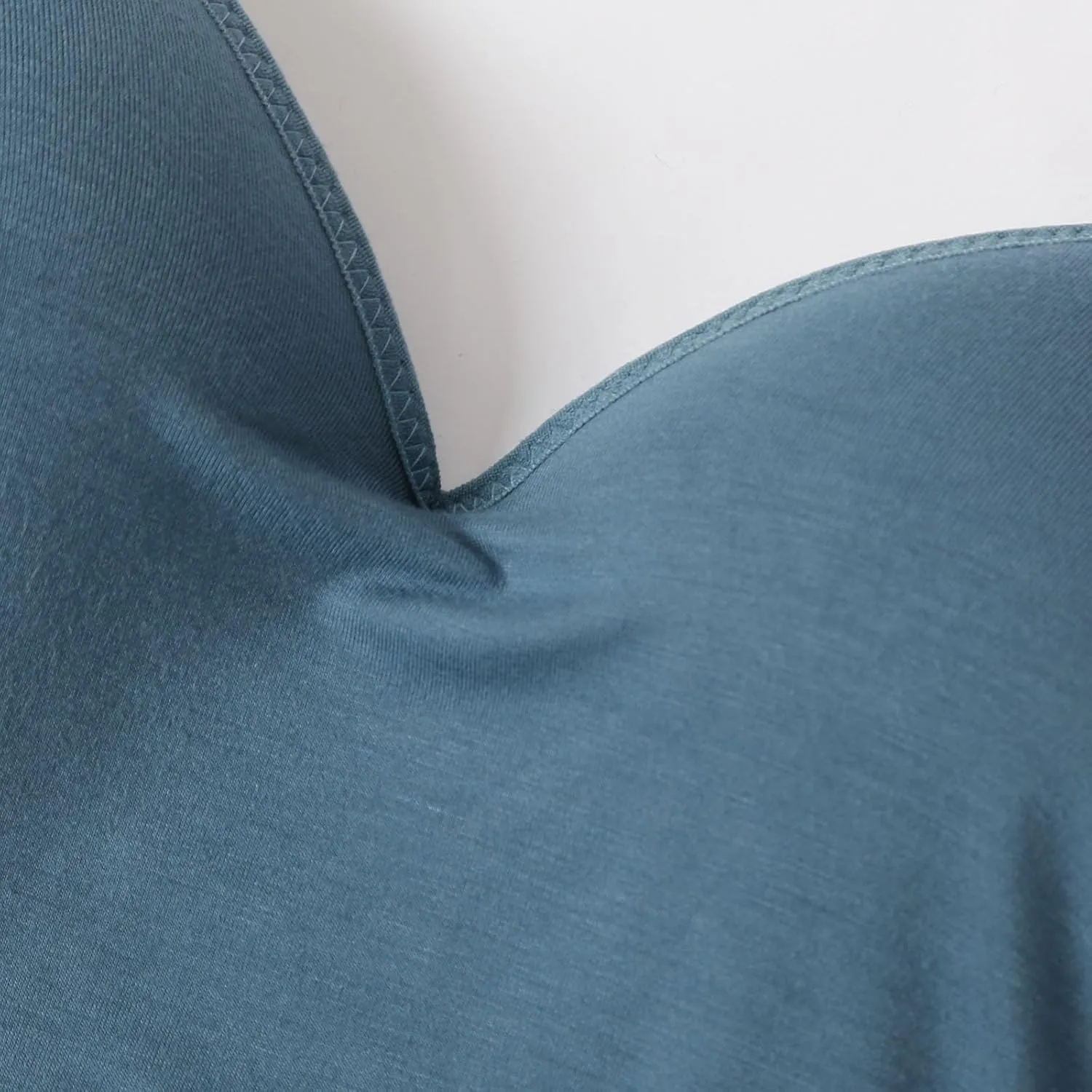 Tank Tops for Women with Built in Bras 2025 Summer Sexy Padded Camisole Tops Undershirt Casual Comfy Yoga Workout Tank Shirts