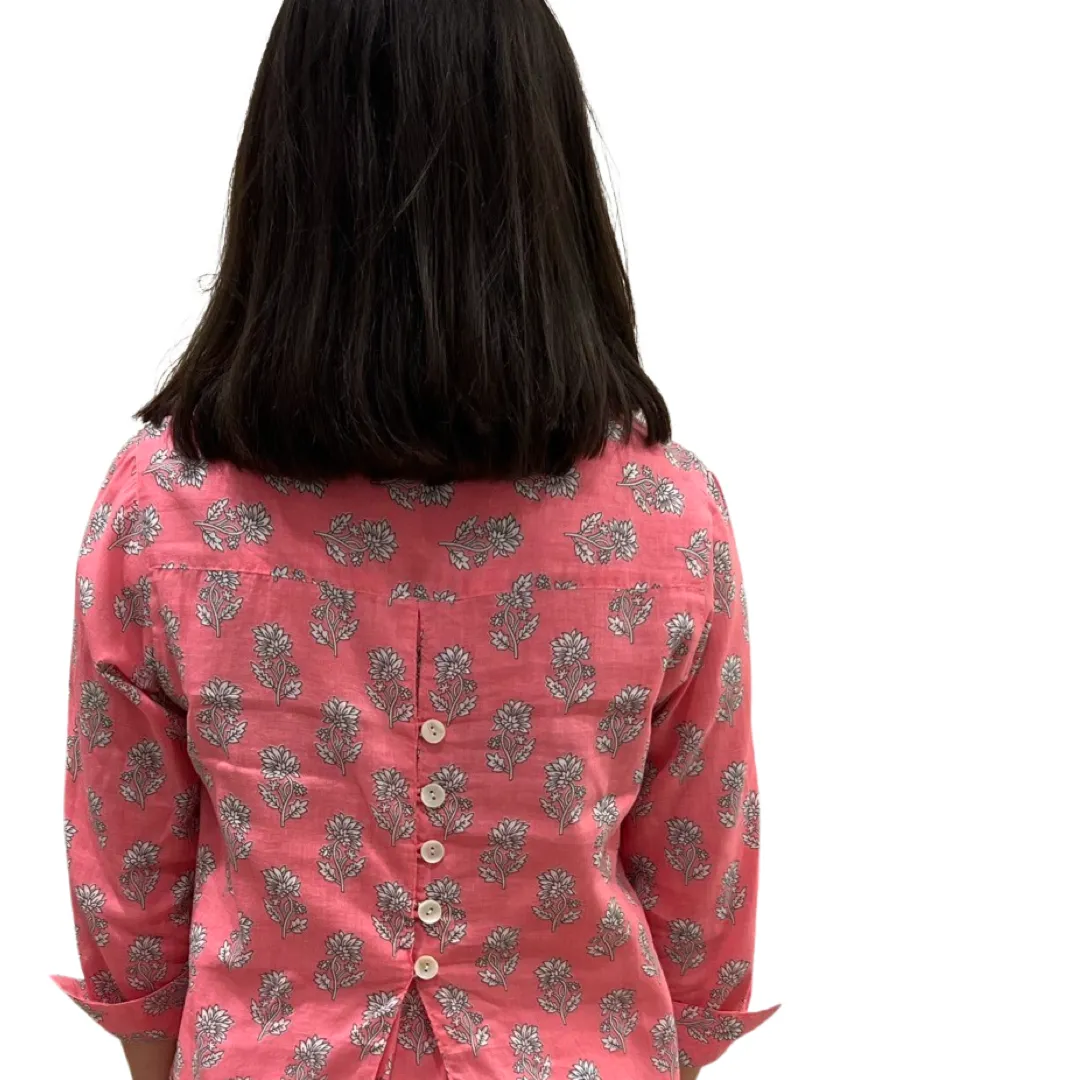 The Mason Button Back Top in Salmon Floral